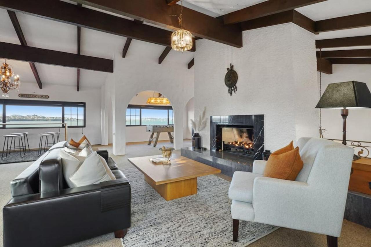 Magnificent Beachfront Mansion - Pool - Fireplace Auckland Extérieur photo