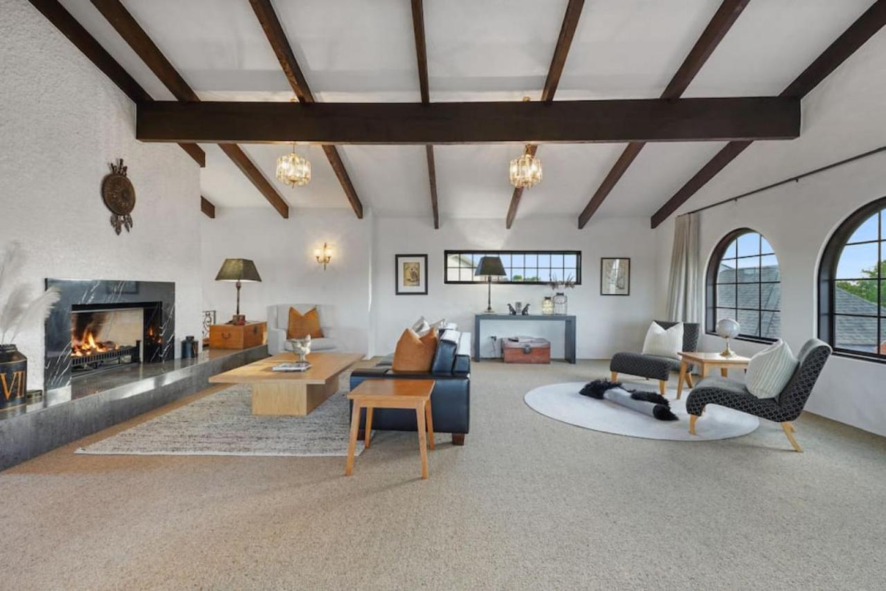 Magnificent Beachfront Mansion - Pool - Fireplace Auckland Extérieur photo