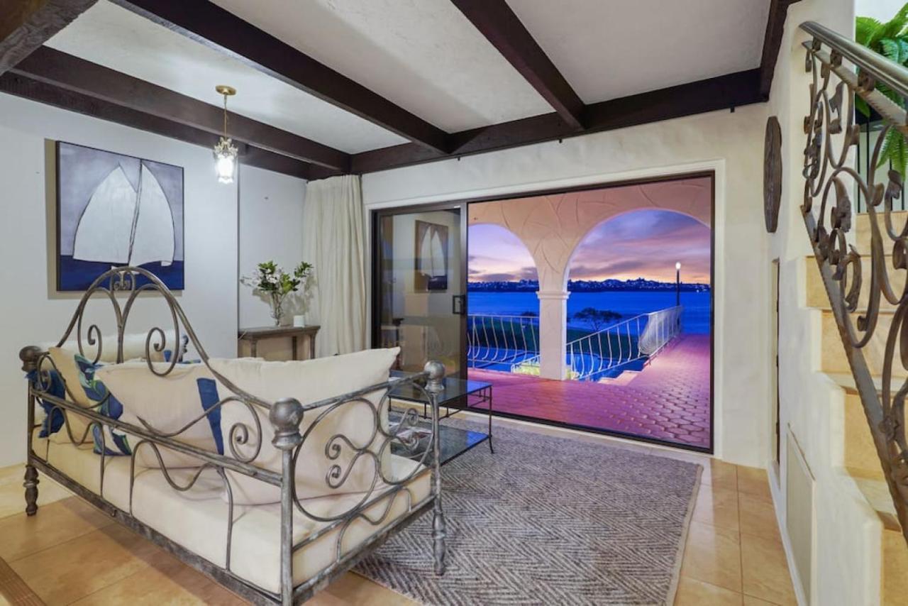 Magnificent Beachfront Mansion - Pool - Fireplace Auckland Extérieur photo