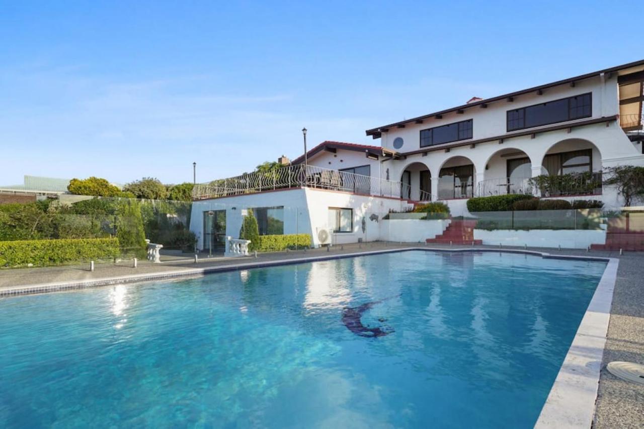 Magnificent Beachfront Mansion - Pool - Fireplace Auckland Extérieur photo